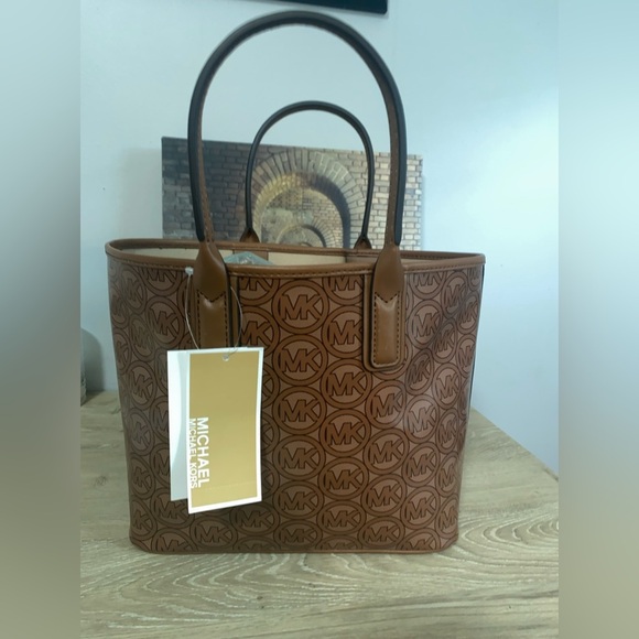 NWT Michael Kors Jodie Sm Tote Tan Recycled Materials - Picture 1 of 9
